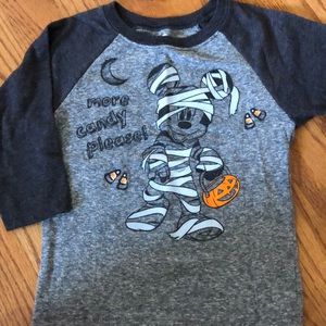Disney ‘s Mickey Mouse Halloween t-shirt